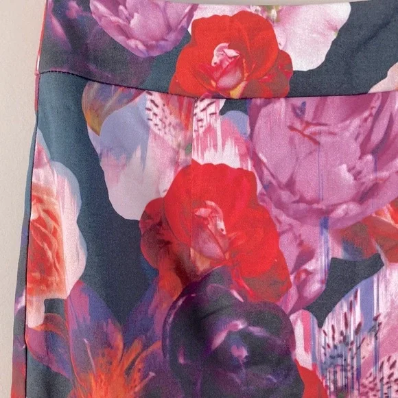 🌷2 for $20🌷 vintage Alannah Hill pencil Skirt SIZE 4 stretch Floral - Picture 3 of 7